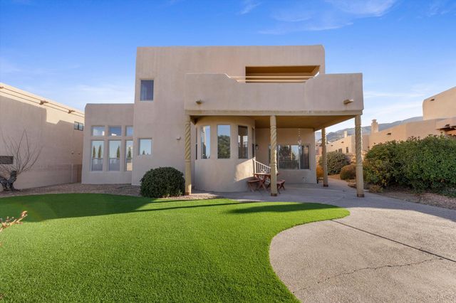 1605 Camino De La Sierra NE, Albuquerque, NM 87112