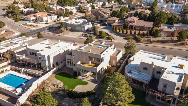 1605 Camino De La Sierra NE, Albuquerque, NM 87112