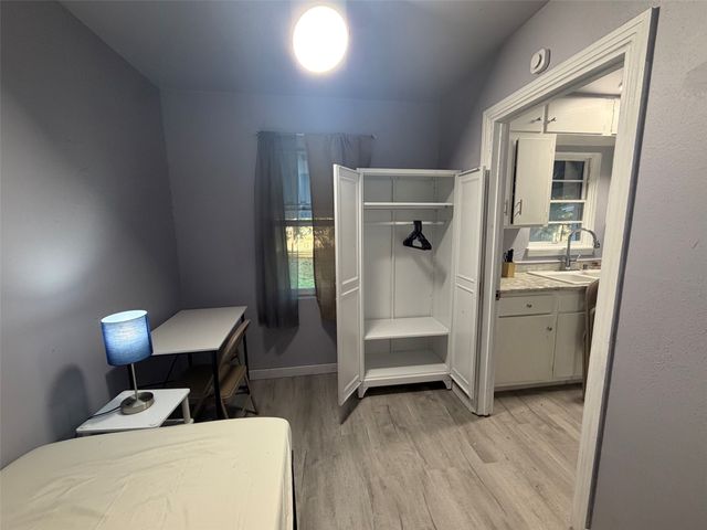 510 Gay Street, Arlington, TX 76010