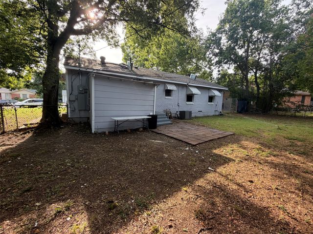 510 Gay Street, Arlington, TX 76010