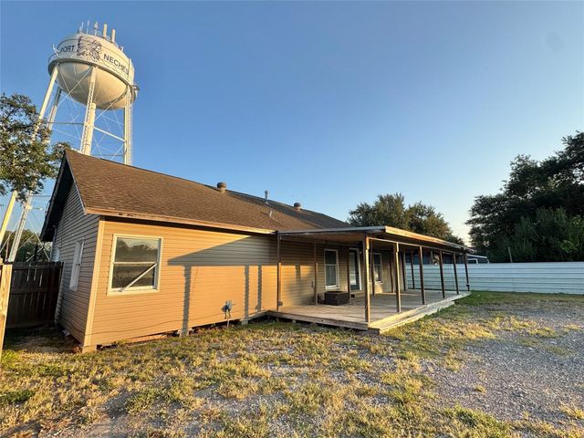 2113 2nd Street, Port Neches, TX 77651