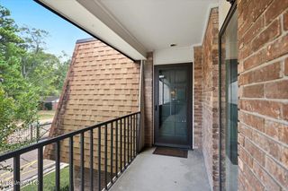 5155 Wayneland Drive, C8, Jackson, MS 39211