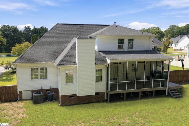 7 Pembark Lane, Simpsonville, SC 29681