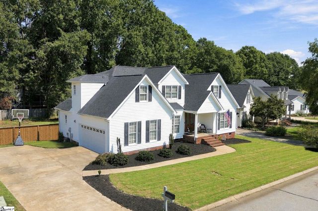 7 Pembark Lane, Simpsonville, SC 29681