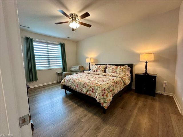 5026 Garnet Hill Drive, Clemmons, NC 27012