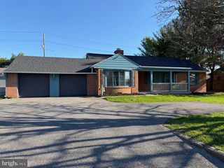 19124 LONGMEADOW RD, Hagerstown, MD 21742