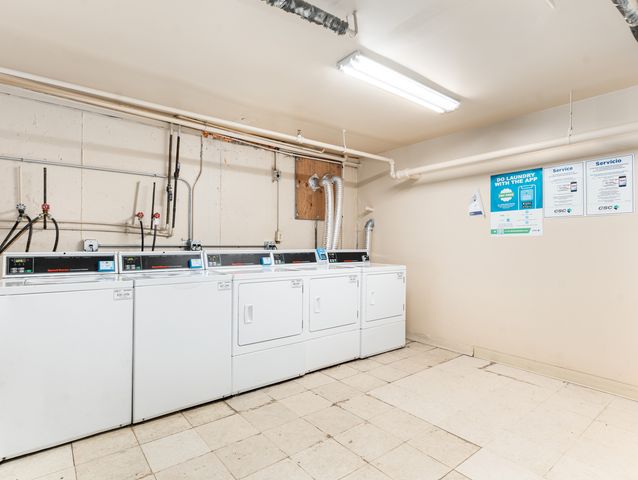 5A Kingery Quarter 102, Willowbrook, IL 60527