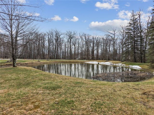 1871 Eagles Ridge Way, Hidden Valley, PA 15502