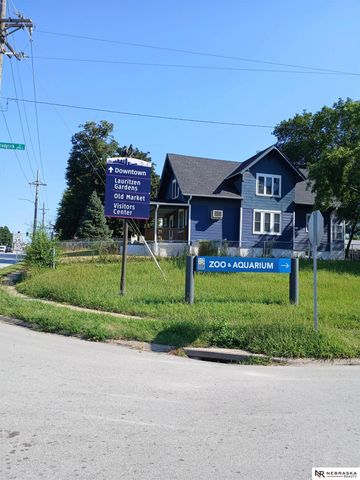 2730 S 12th Street, Omaha, NE 68108