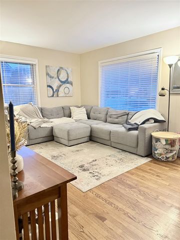 1936 Walnut Street, Dearborn, MI 48124