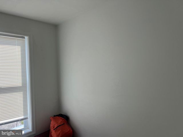 2536 N WARNOCK ST, Philadelphia, PA 19133