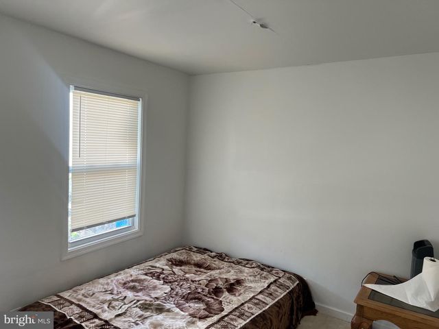 2536 N WARNOCK ST, Philadelphia, PA 19133