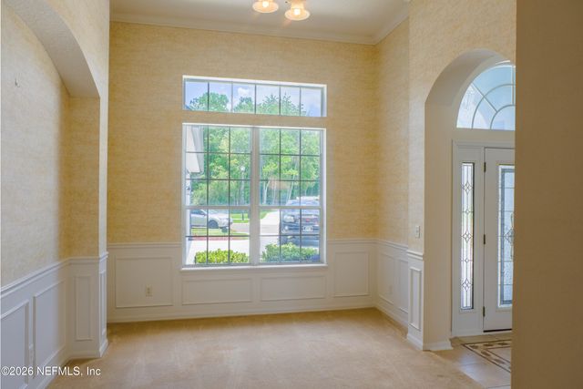 1564 TRALEE Court N, Jacksonville, FL 32221