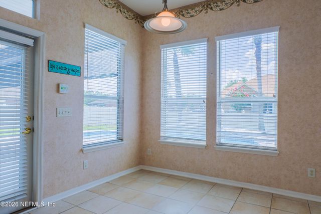 1564 TRALEE Court N, Jacksonville, FL 32221