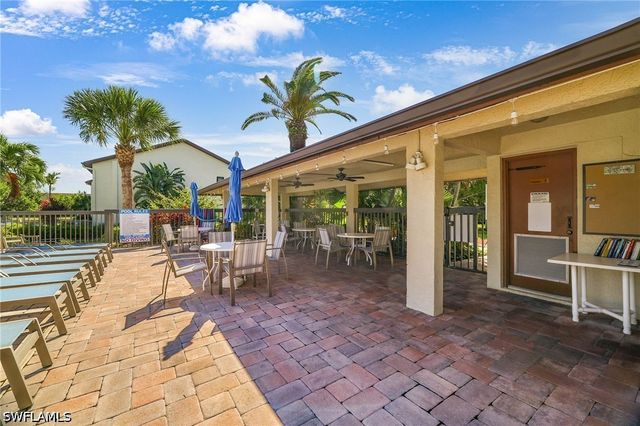 9270 Lake Park DR 101, Fort Myers, FL 33919