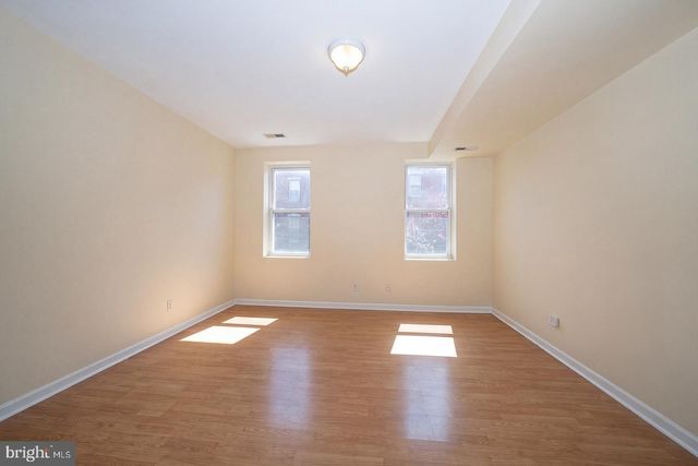 1827 GINNODO ST, Philadelphia, PA 19130