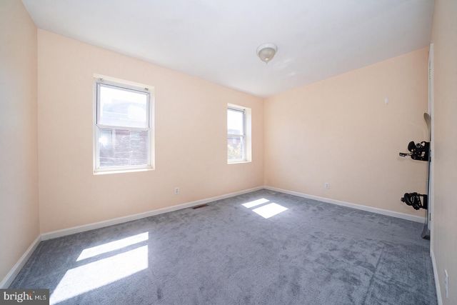 1827 GINNODO ST, Philadelphia, PA 19130