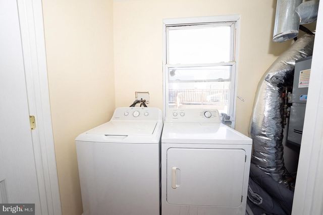 1827 GINNODO ST, Philadelphia, PA 19130