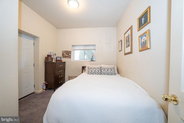 1827 GINNODO ST, Philadelphia, PA 19130