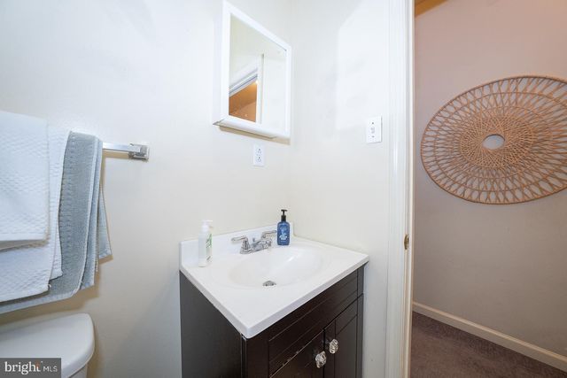 1827 GINNODO ST, Philadelphia, PA 19130