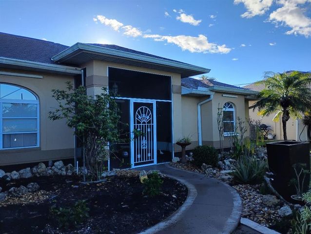 28 SPORTSMAN PLACE, Rotonda West, FL 33947