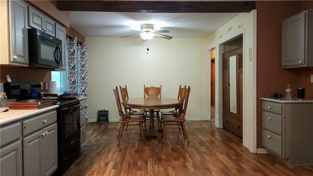 2701 S Maybrook Avenue, Independence, MO 64057