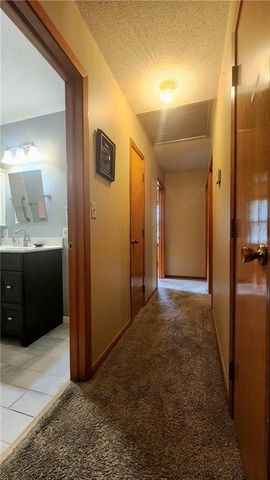 2701 S Maybrook Avenue, Independence, MO 64057