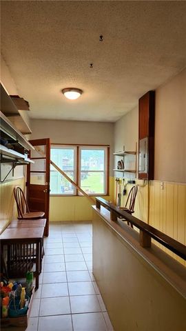 2701 S Maybrook Avenue, Independence, MO 64057