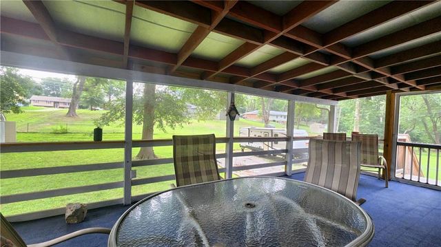 2701 S Maybrook Avenue, Independence, MO 64057