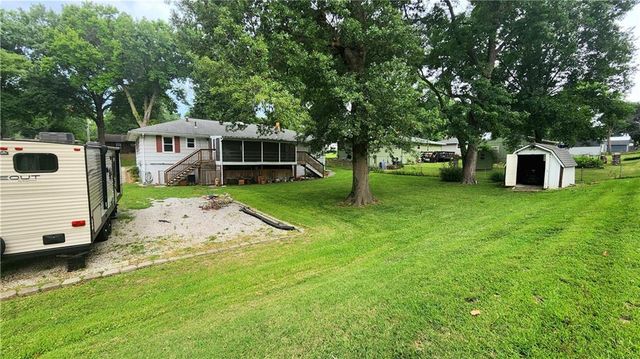 2701 S Maybrook Avenue, Independence, MO 64057