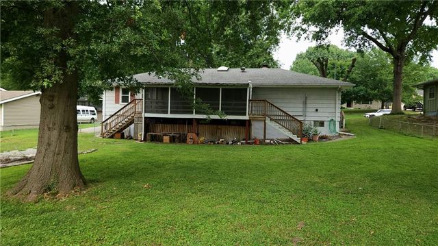 2701 S Maybrook Avenue, Independence, MO 64057