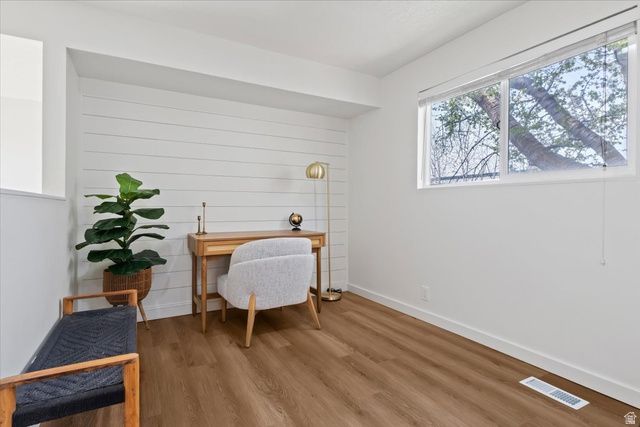 2397 E BOYES ST, Holladay, UT 84117