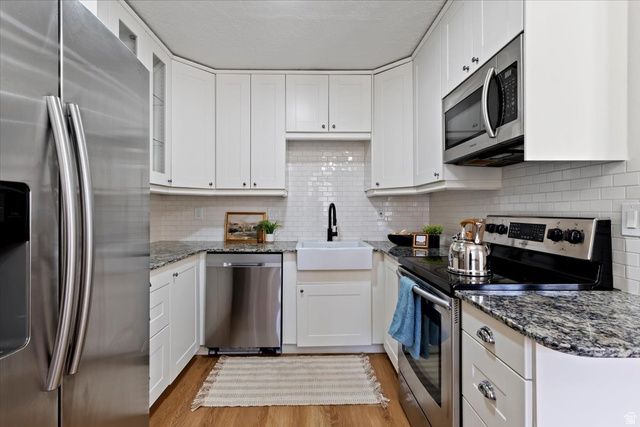 2397 E BOYES ST, Holladay, UT 84117