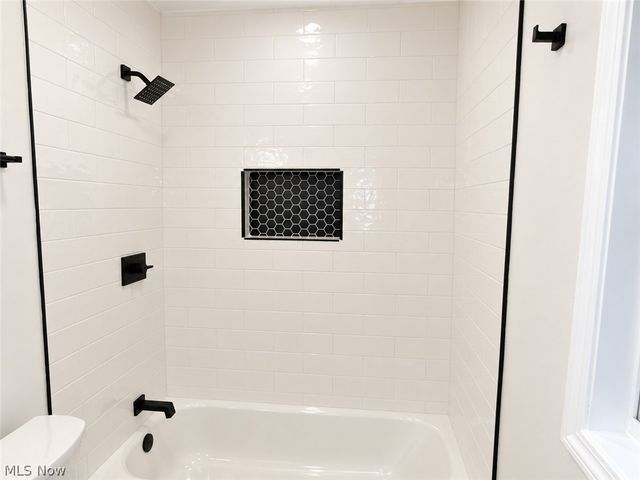 2219 E 87th Street, Cleveland, OH 44106