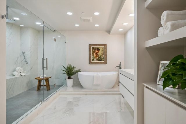 5100 San Felipe Street 164E, Houston, TX 77056