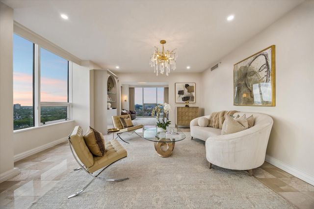 5100 San Felipe Street 164E, Houston, TX 77056
