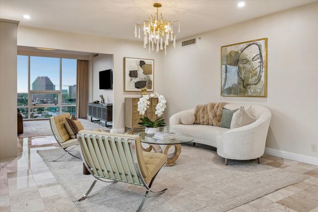 5100 San Felipe Street 164E, Houston, TX 77056