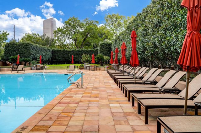 5100 San Felipe Street 164E, Houston, TX 77056