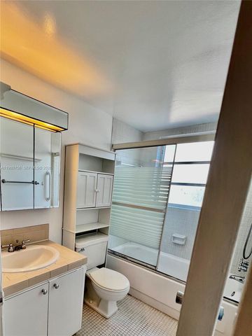 1425 Arthur St 402A, Hollywood, FL 33020