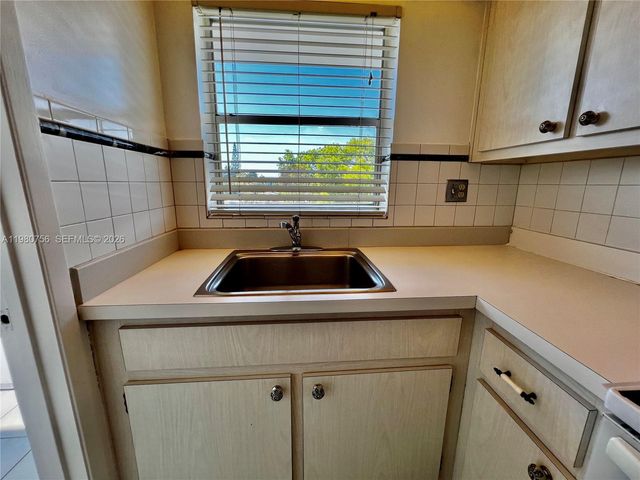 1425 Arthur St 402A, Hollywood, FL 33020