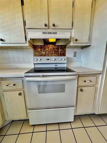 1425 Arthur St 402A, Hollywood, FL 33020