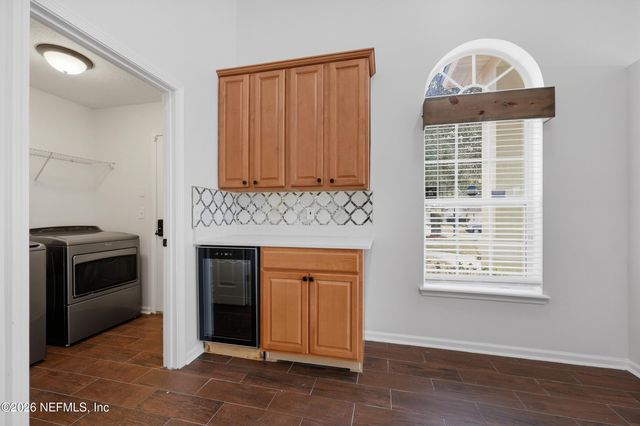 1806 FOREST CREEK Drive, Jacksonville, FL 32225