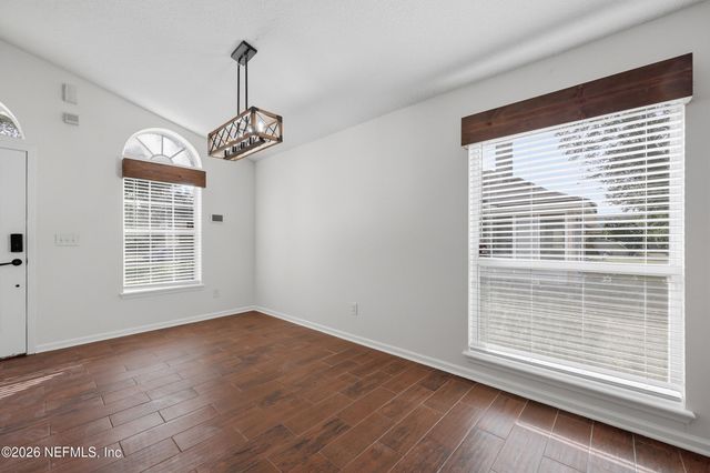 1806 FOREST CREEK Drive, Jacksonville, FL 32225