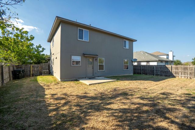 309 MUSGRAV, Kyle, TX 78640