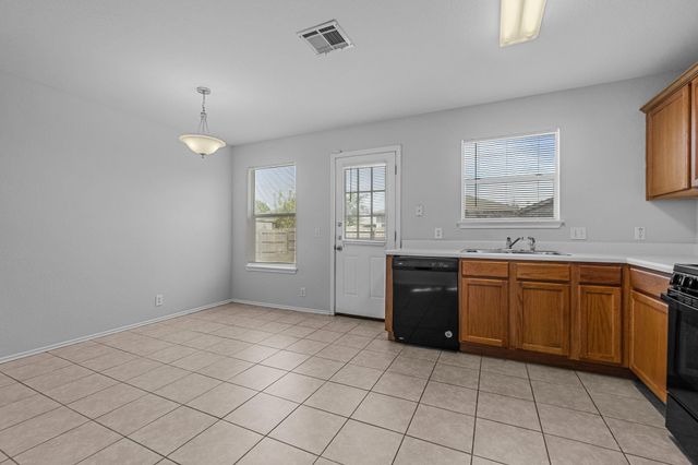 309 MUSGRAV, Kyle, TX 78640