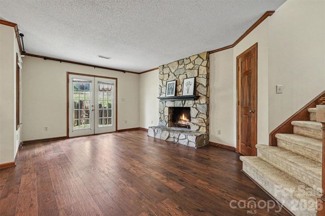 1043 Wexford Place NW, Concord, NC 28027