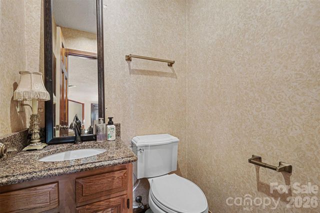 1043 Wexford Place NW, Concord, NC 28027