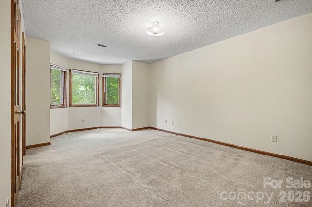 1043 Wexford Place NW, Concord, NC 28027