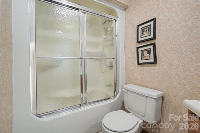 1043 Wexford Place NW, Concord, NC 28027