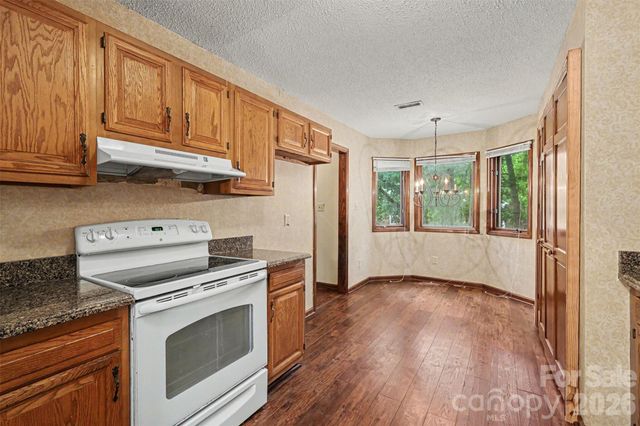 1043 Wexford Place NW, Concord, NC 28027